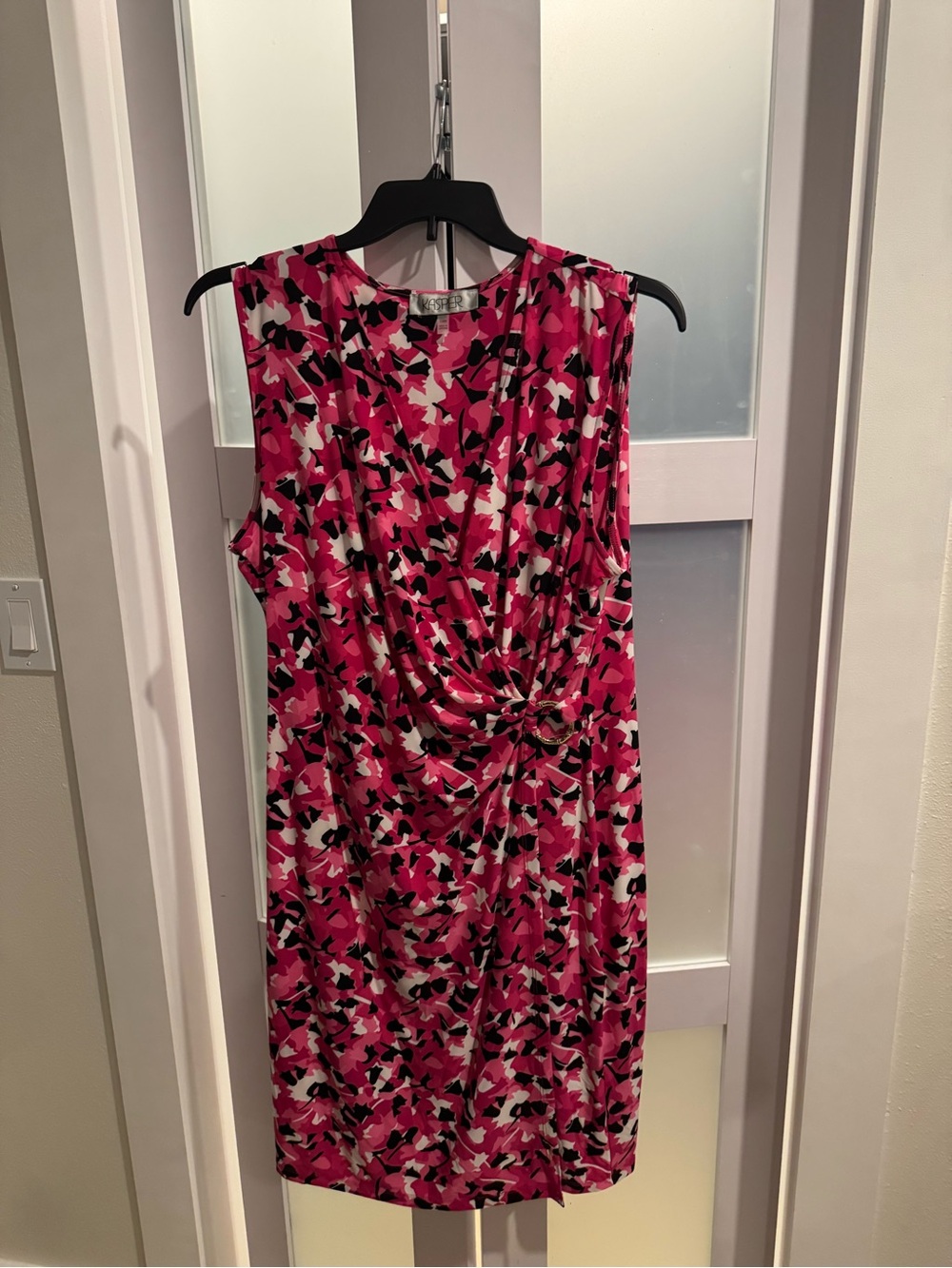 Kasper Pink Black and White Patterned Sleeveless Twist-Waist Midi Dress
